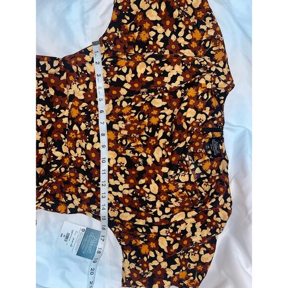 Abbott Elementary Teacher Edition Dress XS MSRP: $69 - Picture 7 of 7